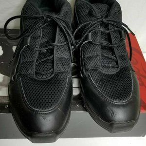 CAPEZIO DS11 Trainer Hip Hop Dance Womens Shoes